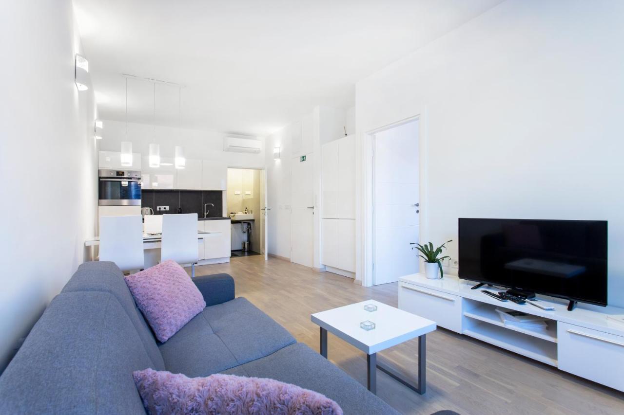 Urban Style Apartments By Loft Любляна Екстериор снимка
